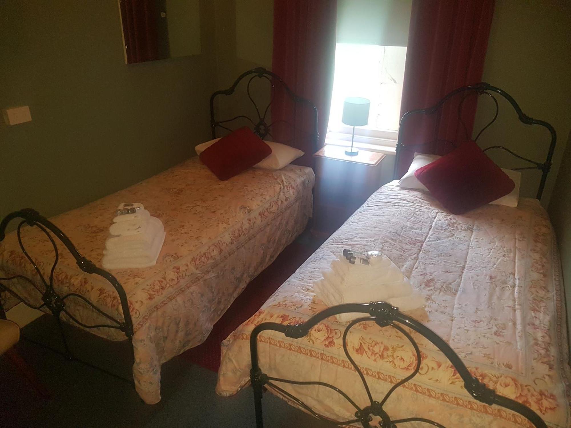 The Richmond Arms Hotel Room photo