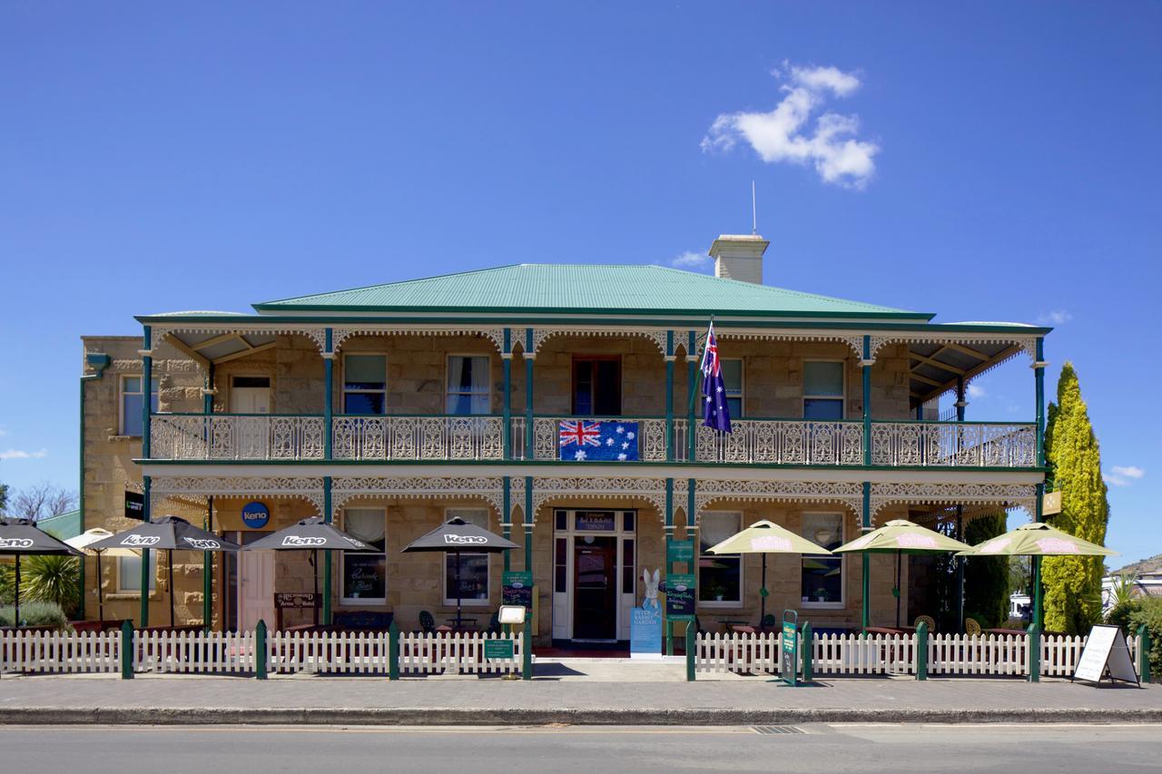 The Richmond Arms Hotel Exterior photo